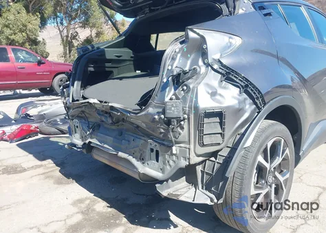 2020 Toyota C-Hr Xle from USA, damaged, VIN JTNKHMBX0L1066559